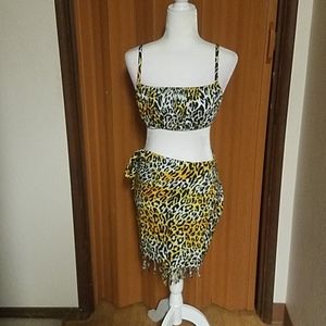 LEOPARD PRINT SARONG SET